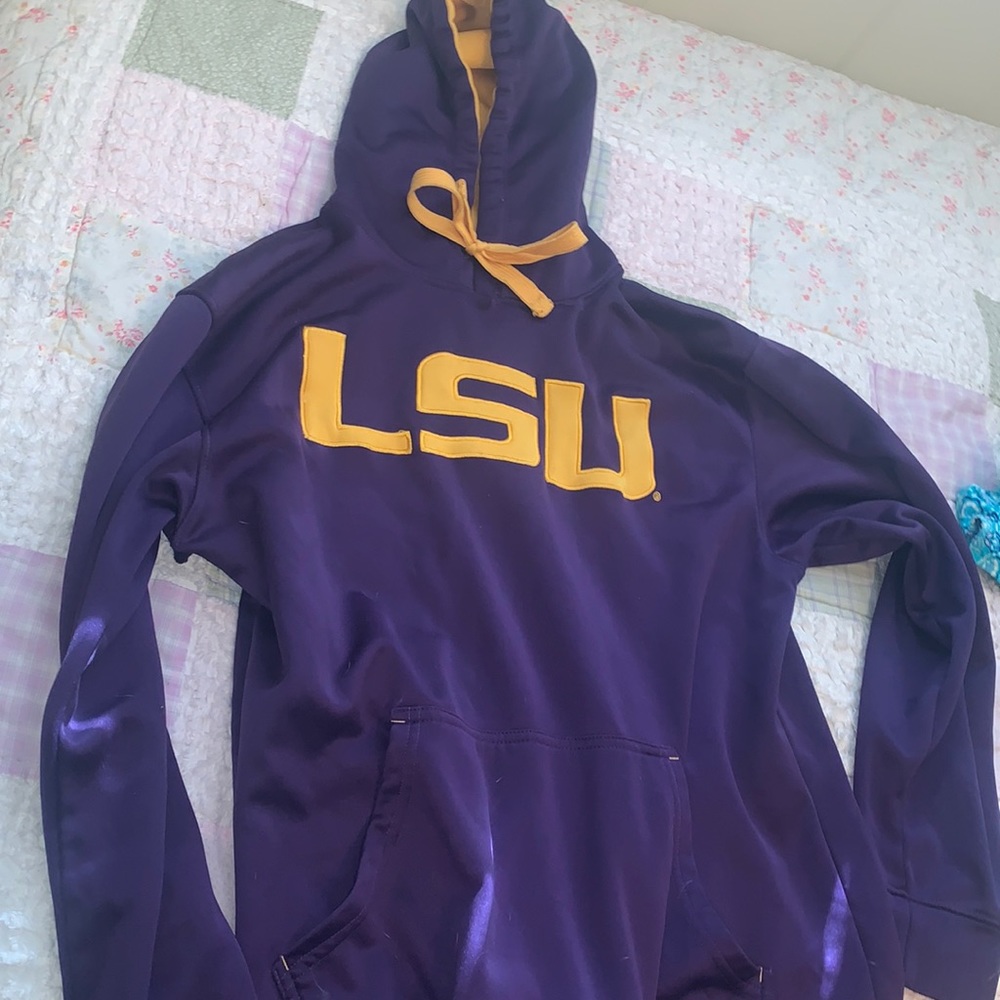 LSU hoodie, newly bought, fits like a large, really warm and soft- barley worn